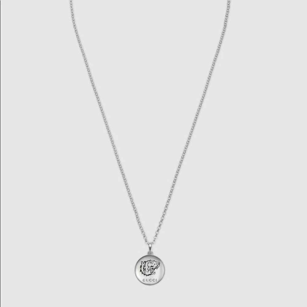 Gucci “Blind for Love” Silver Necklace